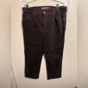 Gloria Vanderbilt corduroy pants